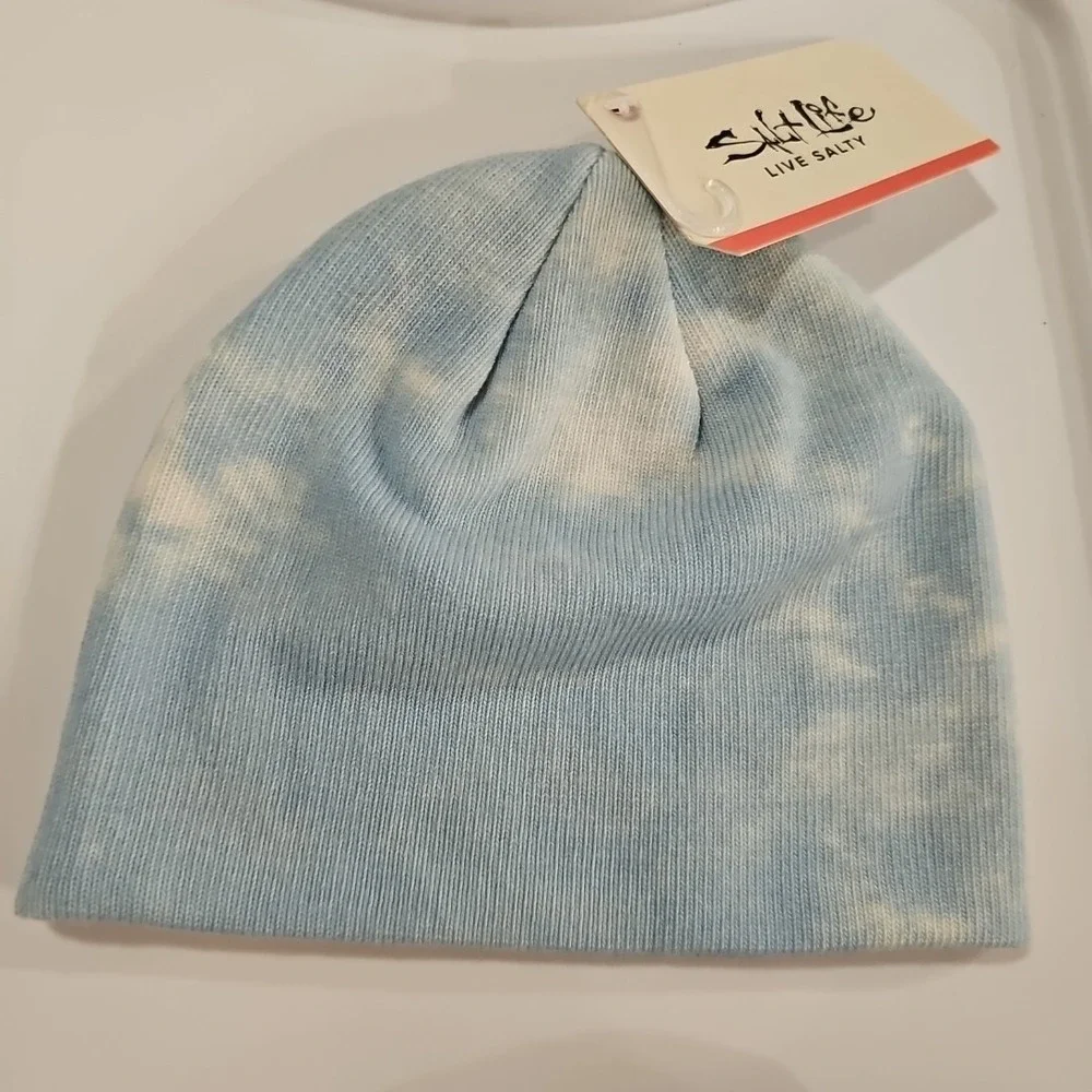 Salt Life Girls Sky Blue Tie-Dye Cloud‎ Beanie Hat Knit Cap Fits Most One Size